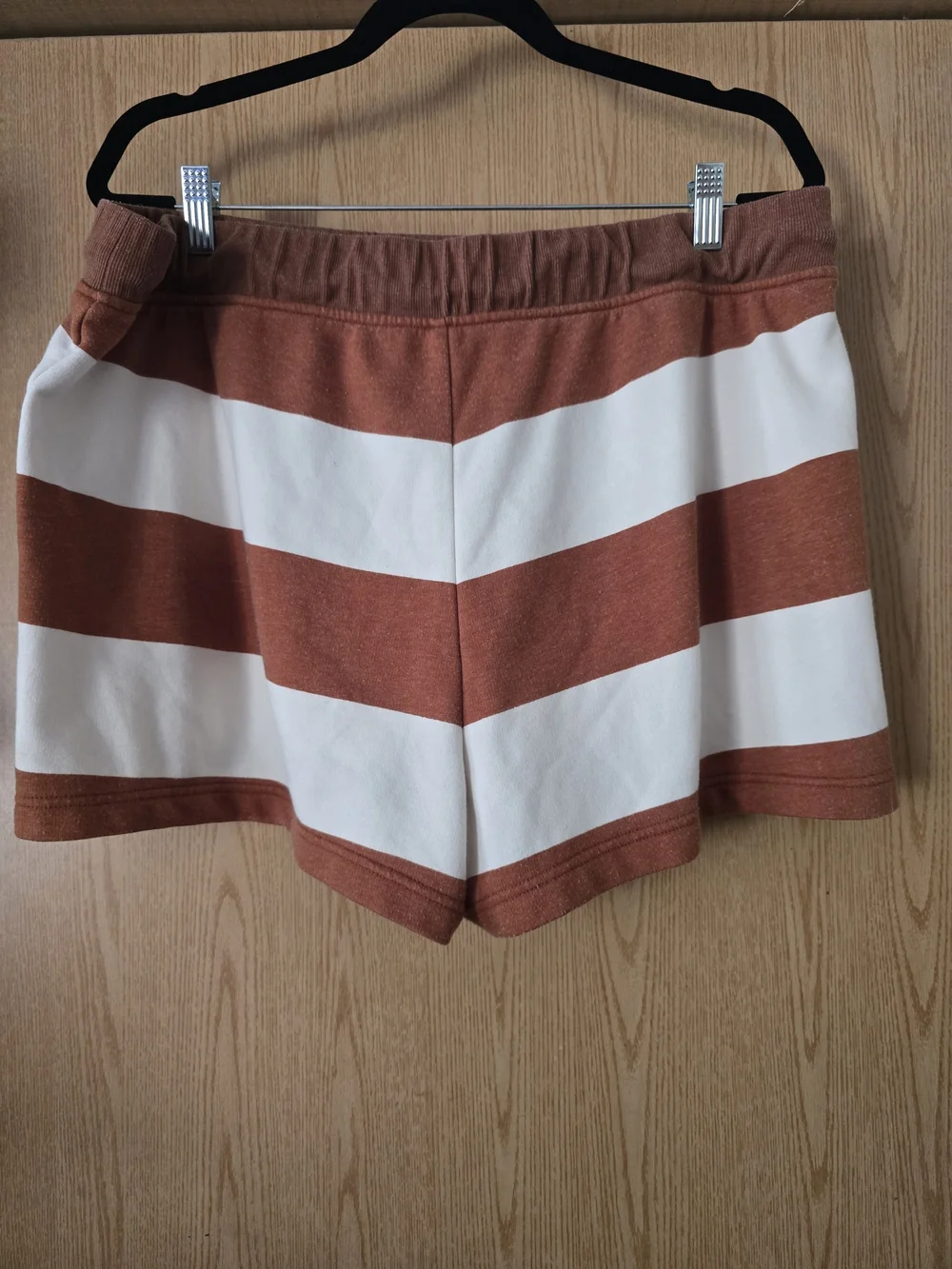 Lou & Grey Striped Drawstring Lounge Shorts - Rust & Cream XL - Picture 3 of 4